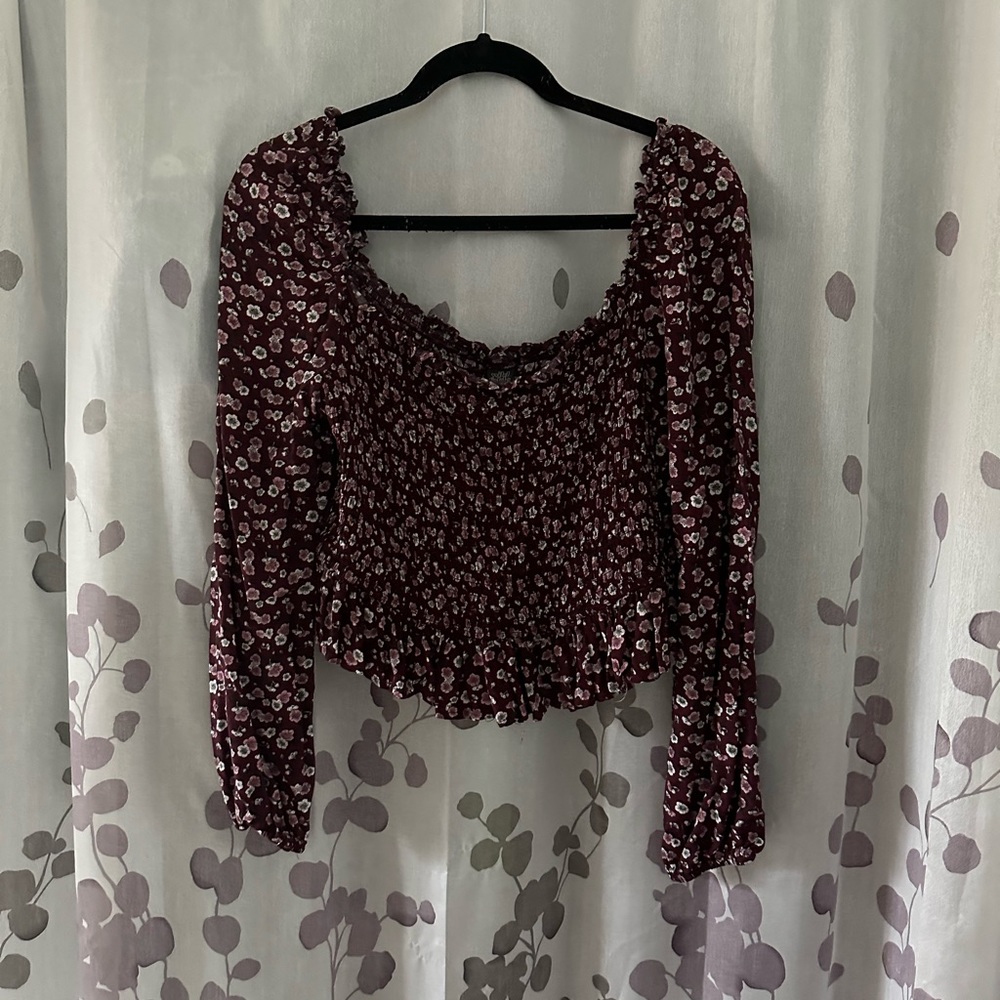Maroon Floral Cropped Long Sleeve Blouse